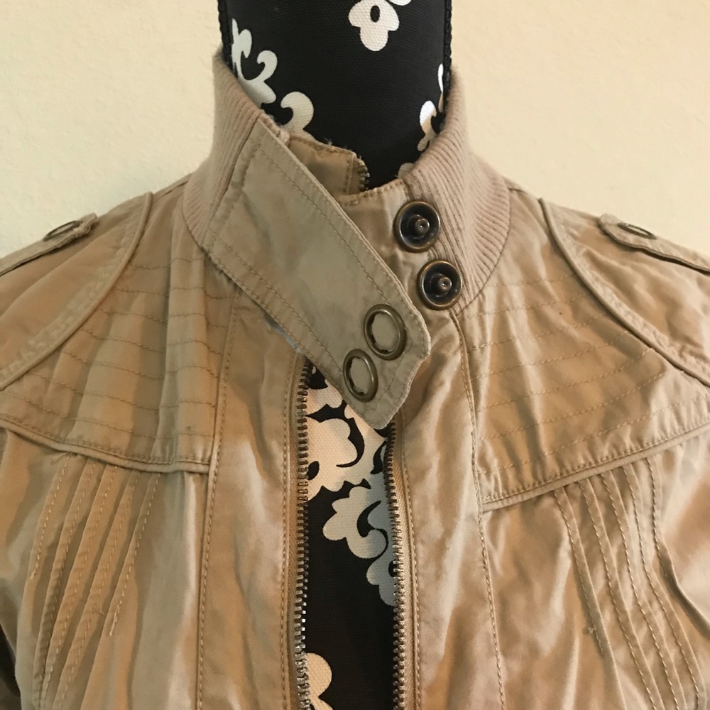 Cropped bomber jacket - Picture 2 of 5